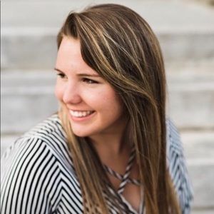 Meet your Posher, Lauren